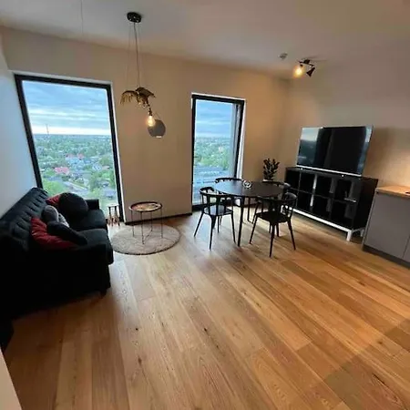 Amazing High-rise 1br With 11th Floor Views Tallinn