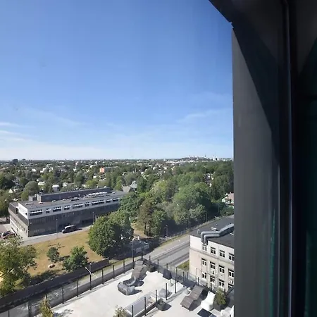 Amazing High-rise 1br With 11th Floor Views アパート *