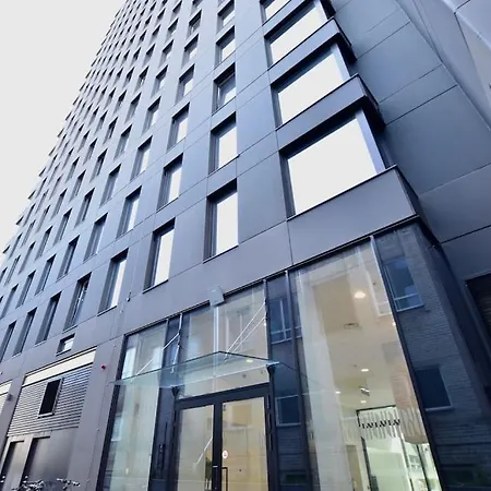 Amazing High-rise 1br With 11th Floor Views アパート タリン